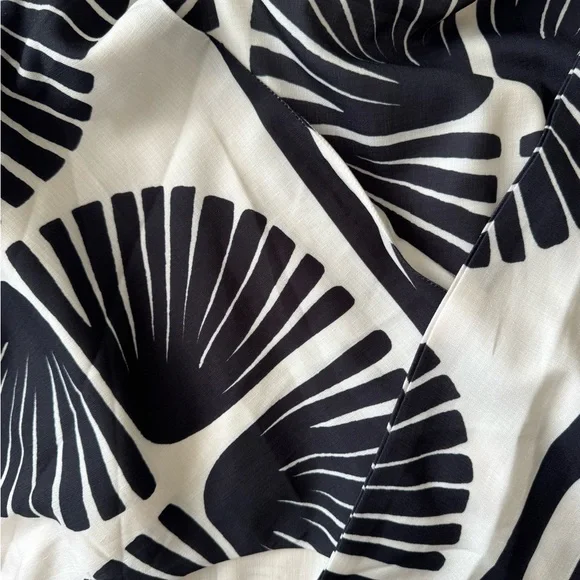 Commense Top + Skirt Set - Picture 5 of 5